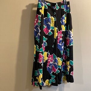 Counterparts Pleated Skirt. Size 6